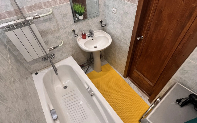 S Tremya Razdelnymi Komnatami Na Lenina Flat