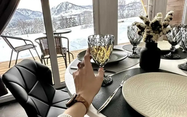 Chalet S Potryasayuschim Vidom Na Gory V Kamlakskoye