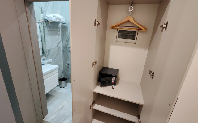 Апартаменты Двухместные Миррор в центре Сочи