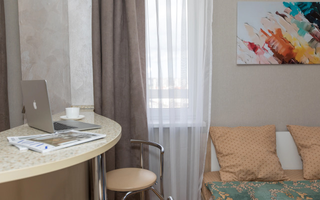 S Shikarnym Vidom na Rybnuyu Derevnyu Flat
