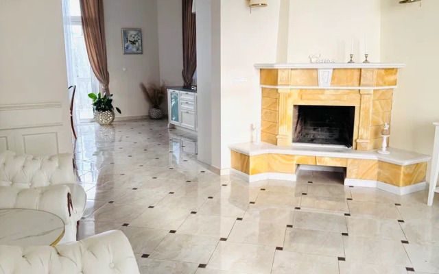 S Terrasoy Private house
