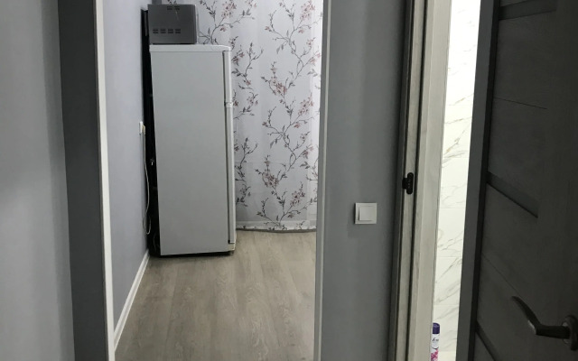 Квартира Двухкомнатная квартира на Ферина