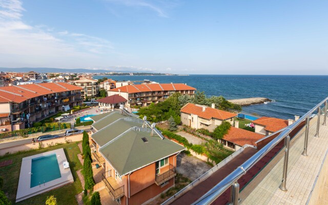 Vista Del Mar OE Apartments