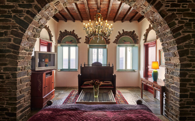 Green n Blue Apartments