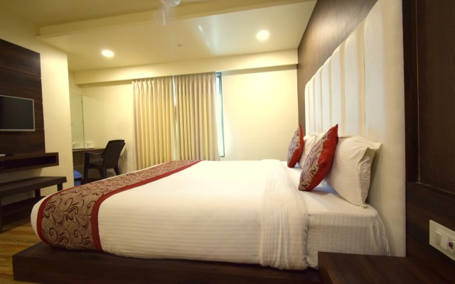 Pari Hotel