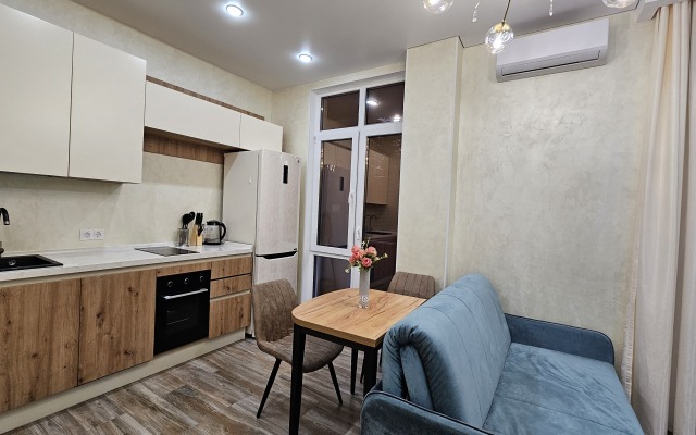 Uyutnaya Kvartira na Liliy 13 ot Homehotelsochi Apartments