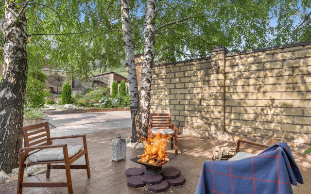 Частный дом Райский уголок среди гор и альпийских лугов