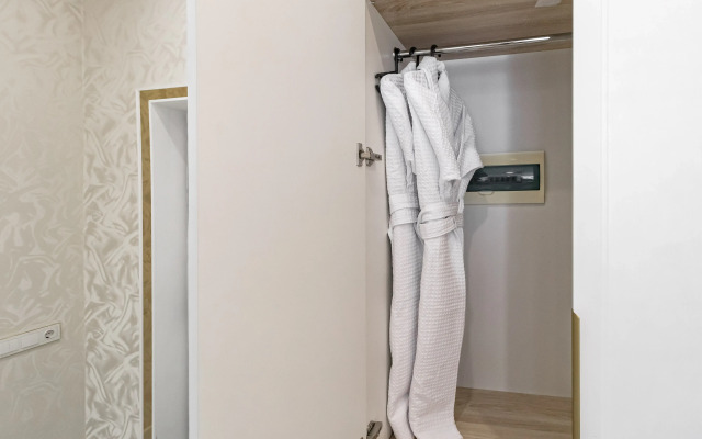 Q-Smart Modern Stay Flat
