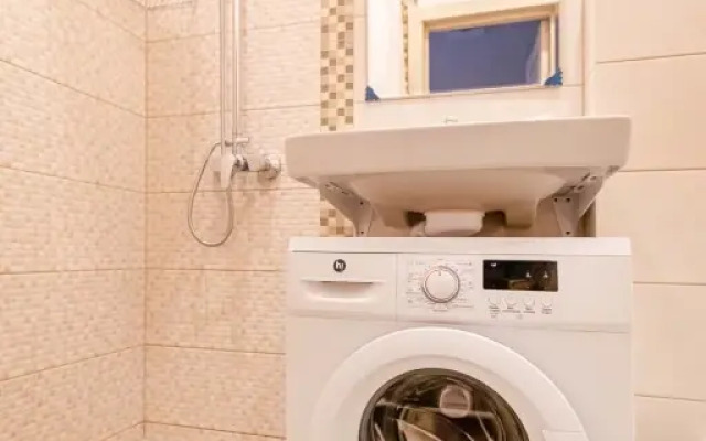Apartments Uluchshennye Na Alekseevskoy Zhk Serebryany Fontan