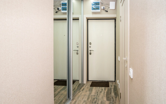 Moreon Prostornye Ryadom S Bukhtoy Zolotoy Rog Apartments