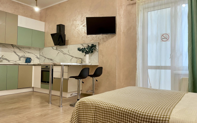 Na 25 etazhe s krasivym vidom na gorod Flat