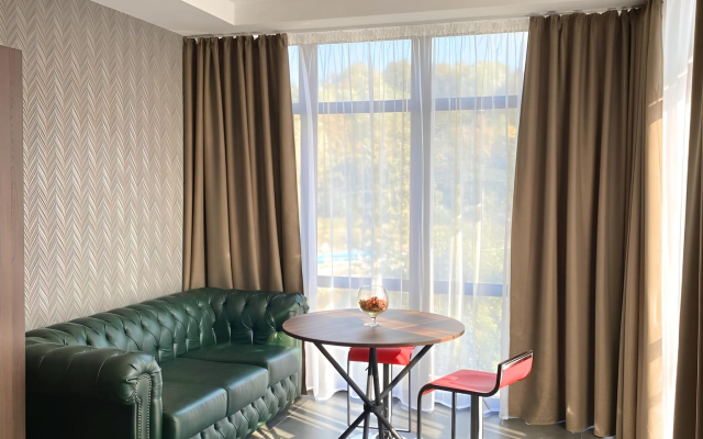 Holiday And Business 4 Apartments