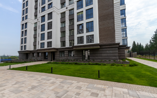 Andora-Steel Flat