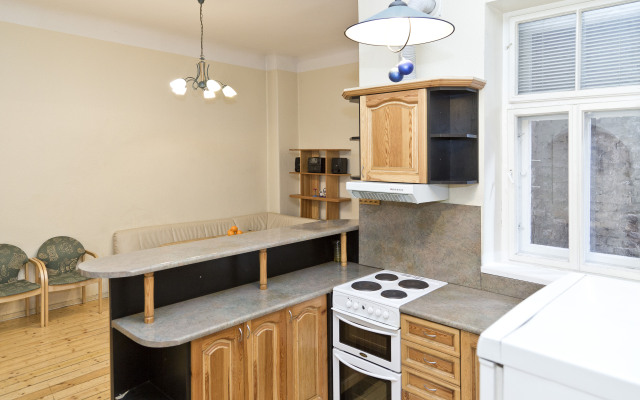 Arsenal Apartments
