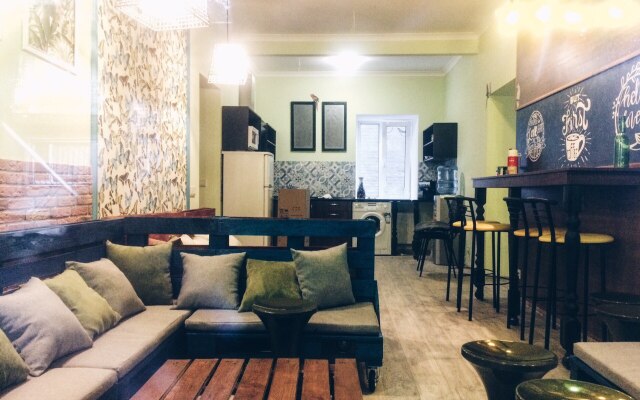 Capsularhouse Hostel