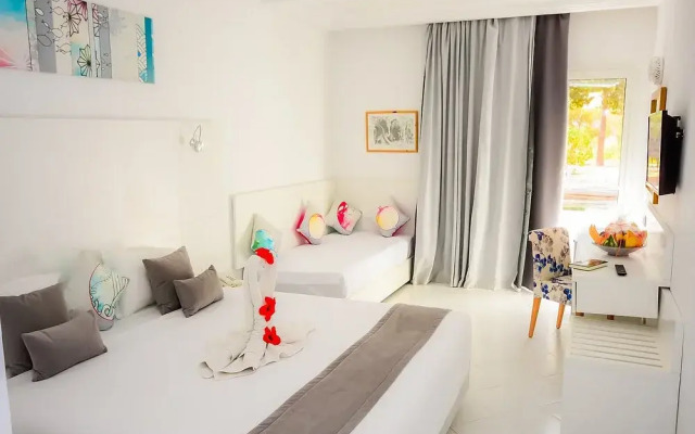 Hari Club Beach Resort