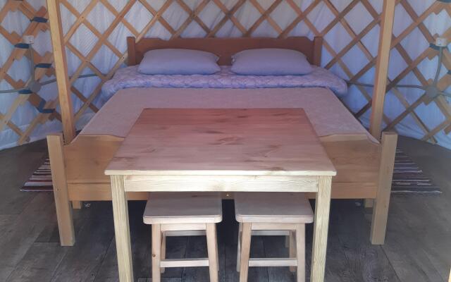 EtnoDom Baykal Guest House