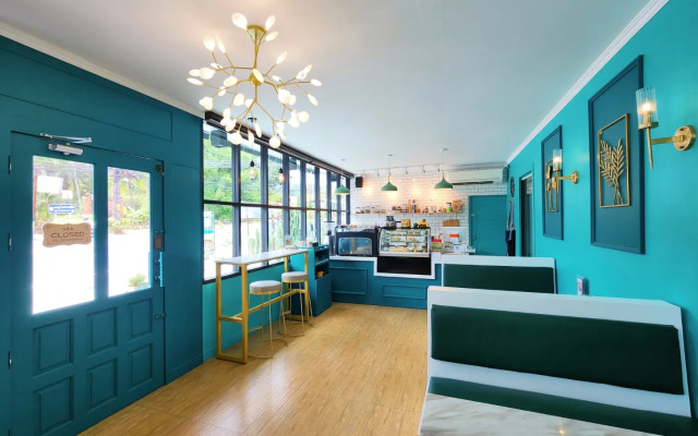 Phaithong Sotel Resort Hotel