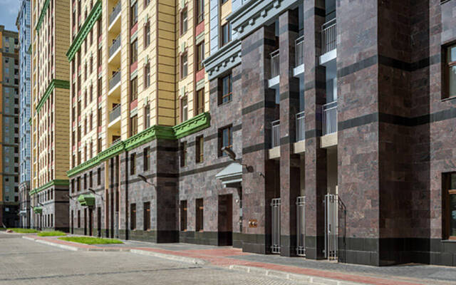 V Tsentre u metro Apartments