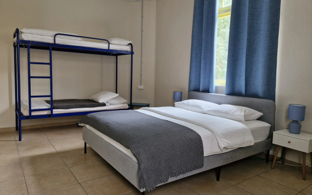 Hostel Roks