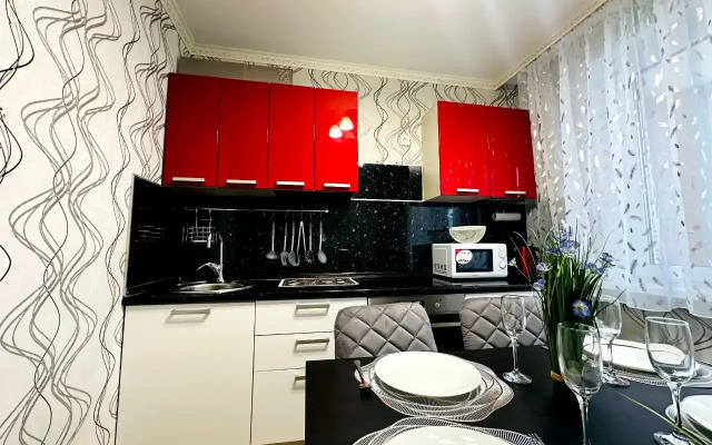 Na Novovatutinskoy Flat