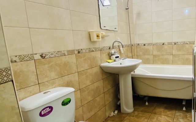 Baza Mango Guest House