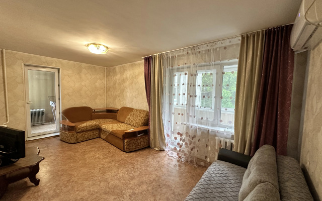Na Okeanskom Prospekte Flat