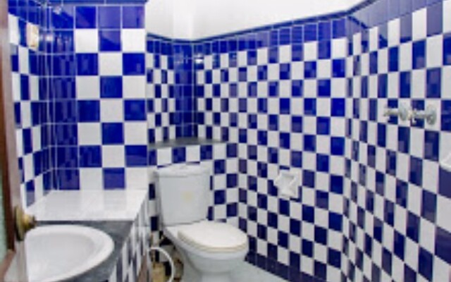 Blue Swan Inn Hotel