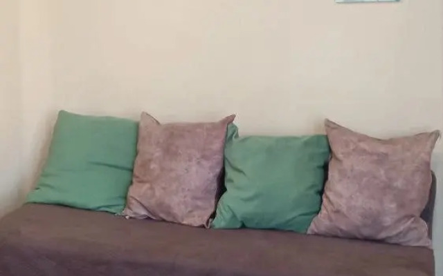 Квартира Уютная двухкомнатная квартира рядом с аэропортом