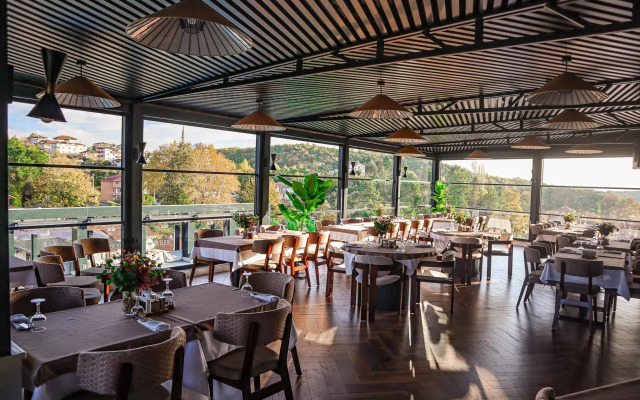 Black Bird Thermal Hotel & Spa