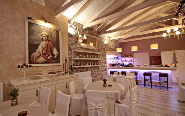 Menalia Villas & Suites Hotel