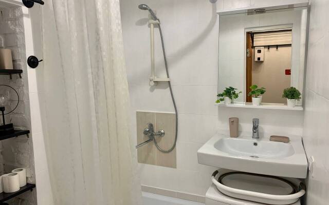 Апартаменты у Летного Училища