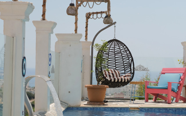 Hotel TEK HAN KUMKUYU