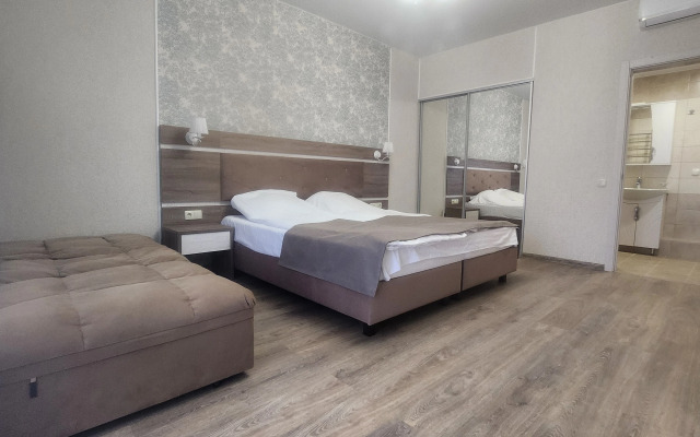 Svoy Hotel