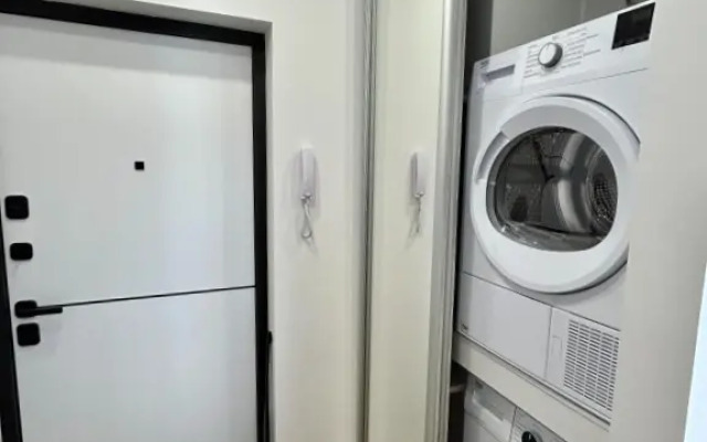 Shikarnaya Zhk Frukty Flat