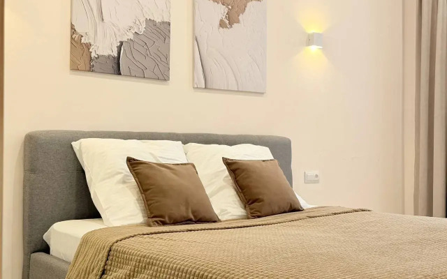 Апартаменты 3-х комнатные в центре в ЖК Арт Сити