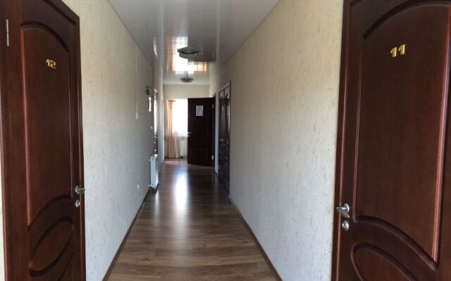 Anzhelika Guest House