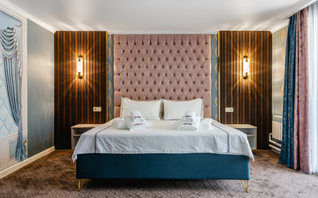 Rim Grand Hotel