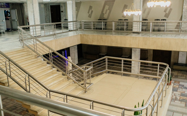 Гостиница Молодежная