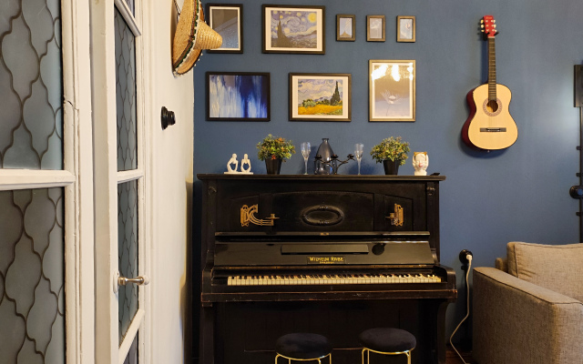 Квартира Трёхкомнатная на Петроградской