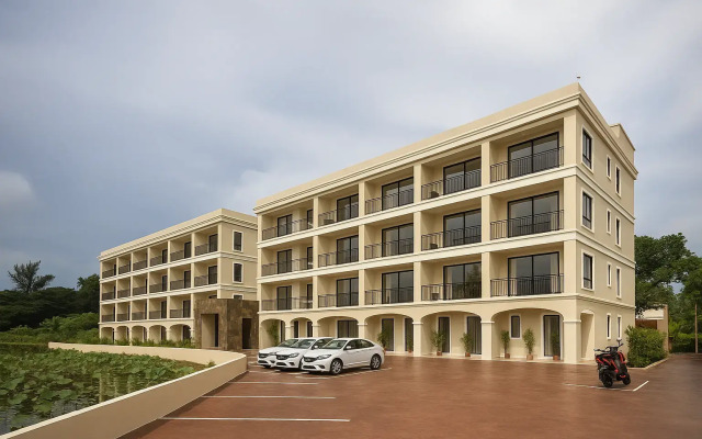 Suite Viacha Rawai Lago by TropicLook Naiharn 2 Bedroom Apartments