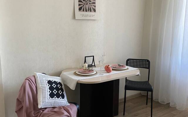 S Vidom Ptich'ego Poleta Apartments