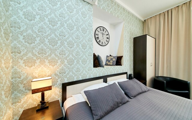 Apriori Hotel