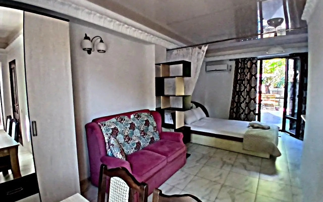 Апартаменты Семейные На Первом Этаже С Отдельным Входом