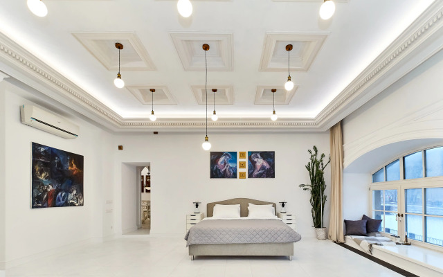 Апартаменты 100 м2 с панорамным видом на Фонтанку