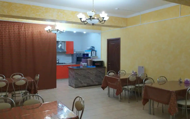 Yunona-Adler Guest house