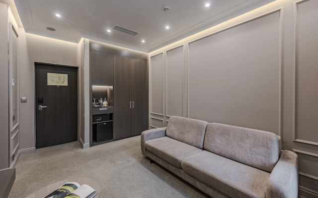 Апартаменты Полулюкс в АК Мане с бассейном УК Вознесенский