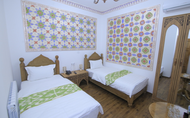 Xadijam Hotel