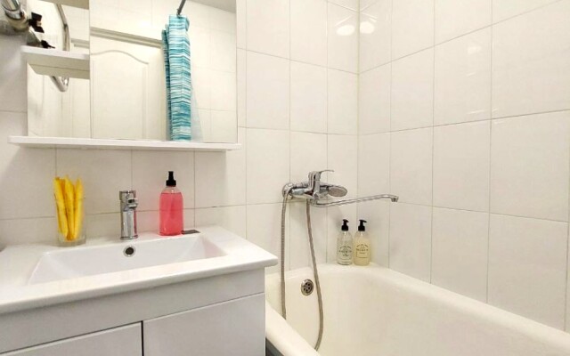 Kvartira Vozle Metro Nizhegorodskaya Flat
