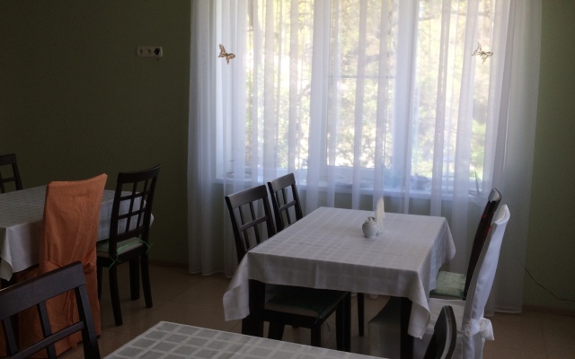 Gaspra Guest House